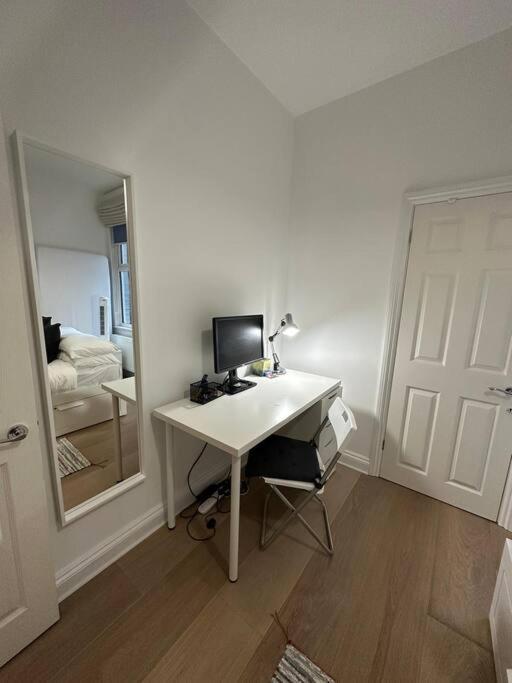 Lovely 2 Bedroom Ground Floor Flat With Garden. Londyn Zewnętrze zdjęcie