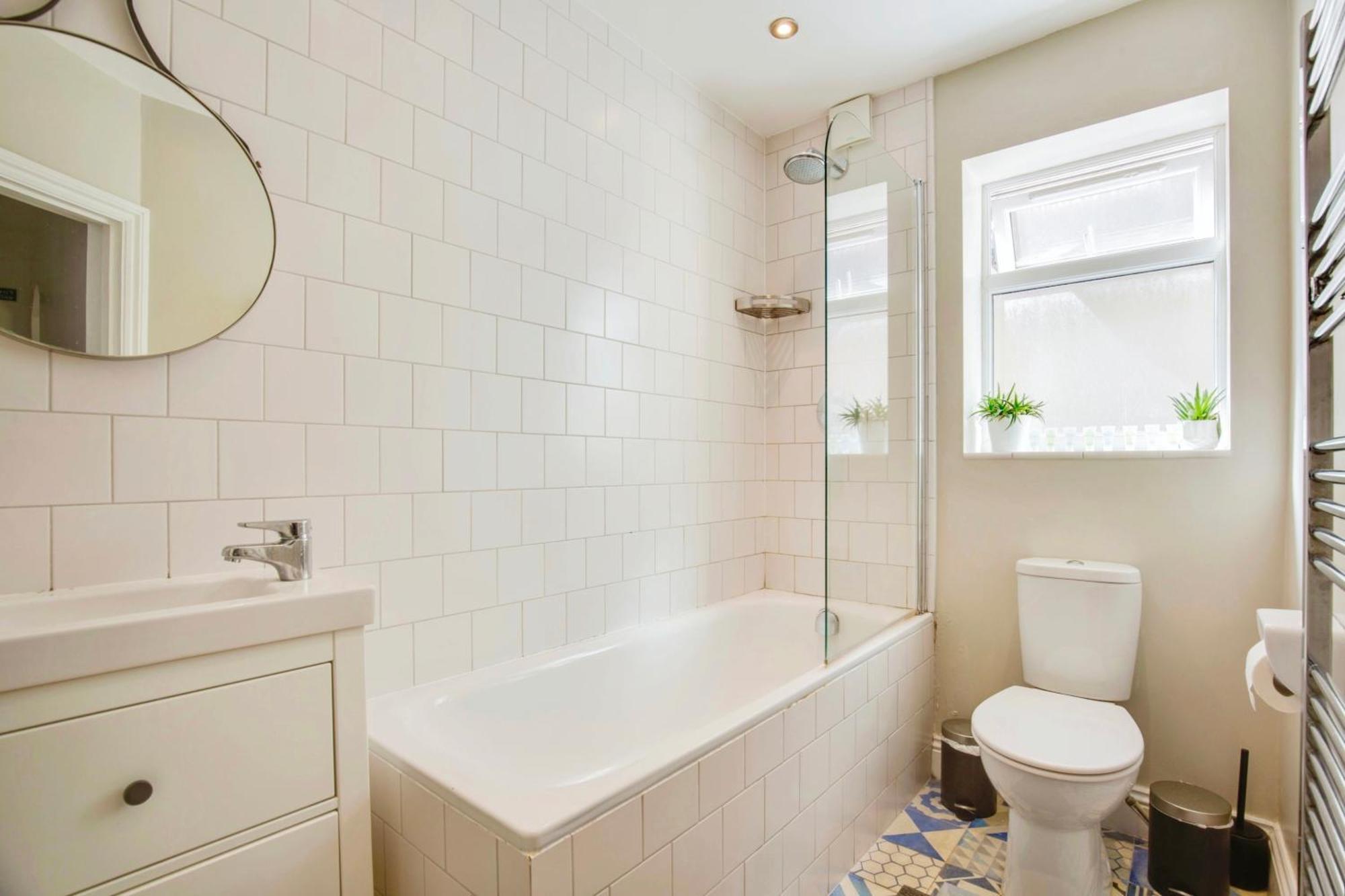 Lovely 2 Bedroom Ground Floor Flat With Garden. Londyn Zewnętrze zdjęcie