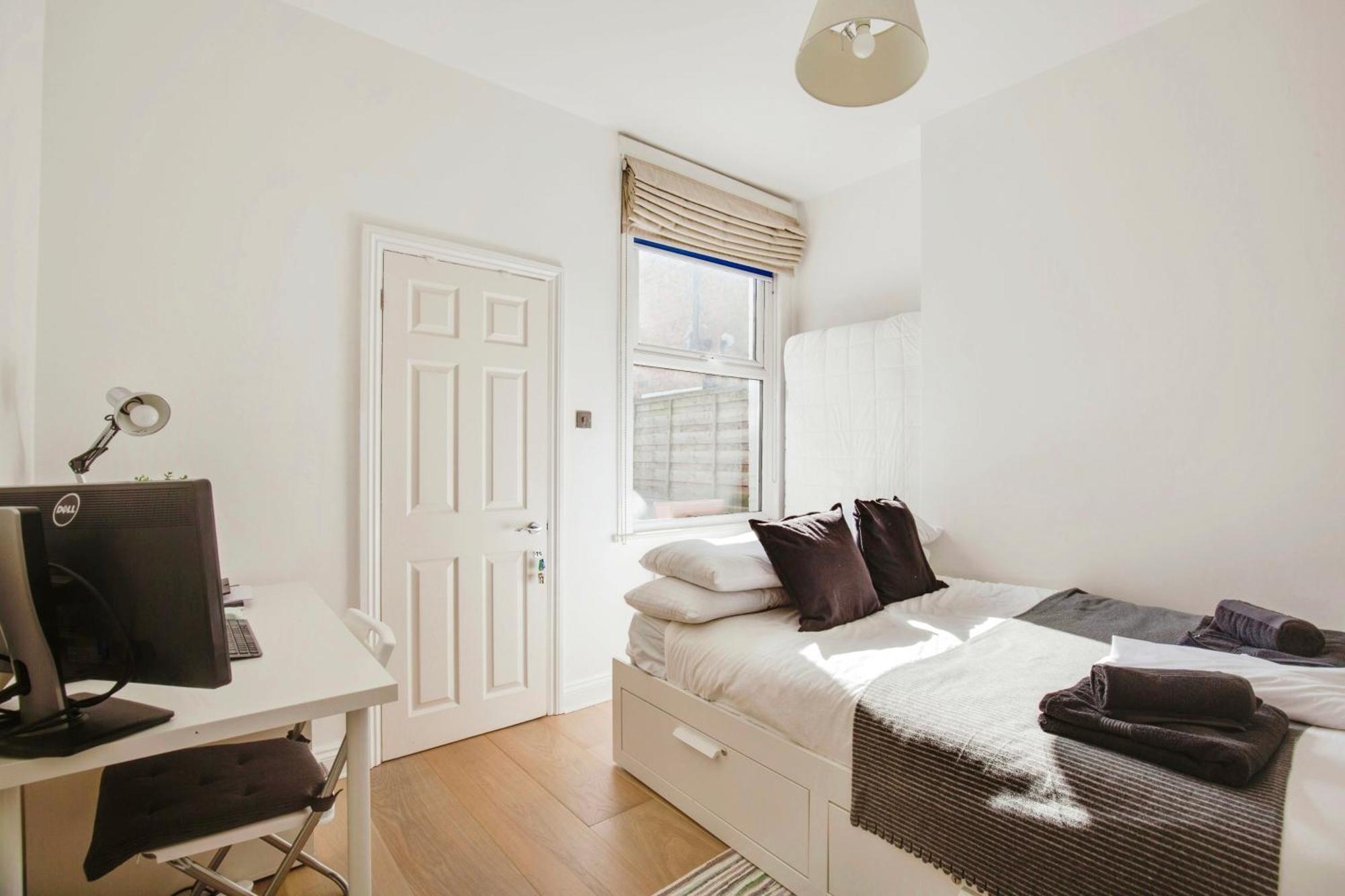 Lovely 2 Bedroom Ground Floor Flat With Garden. Londyn Zewnętrze zdjęcie